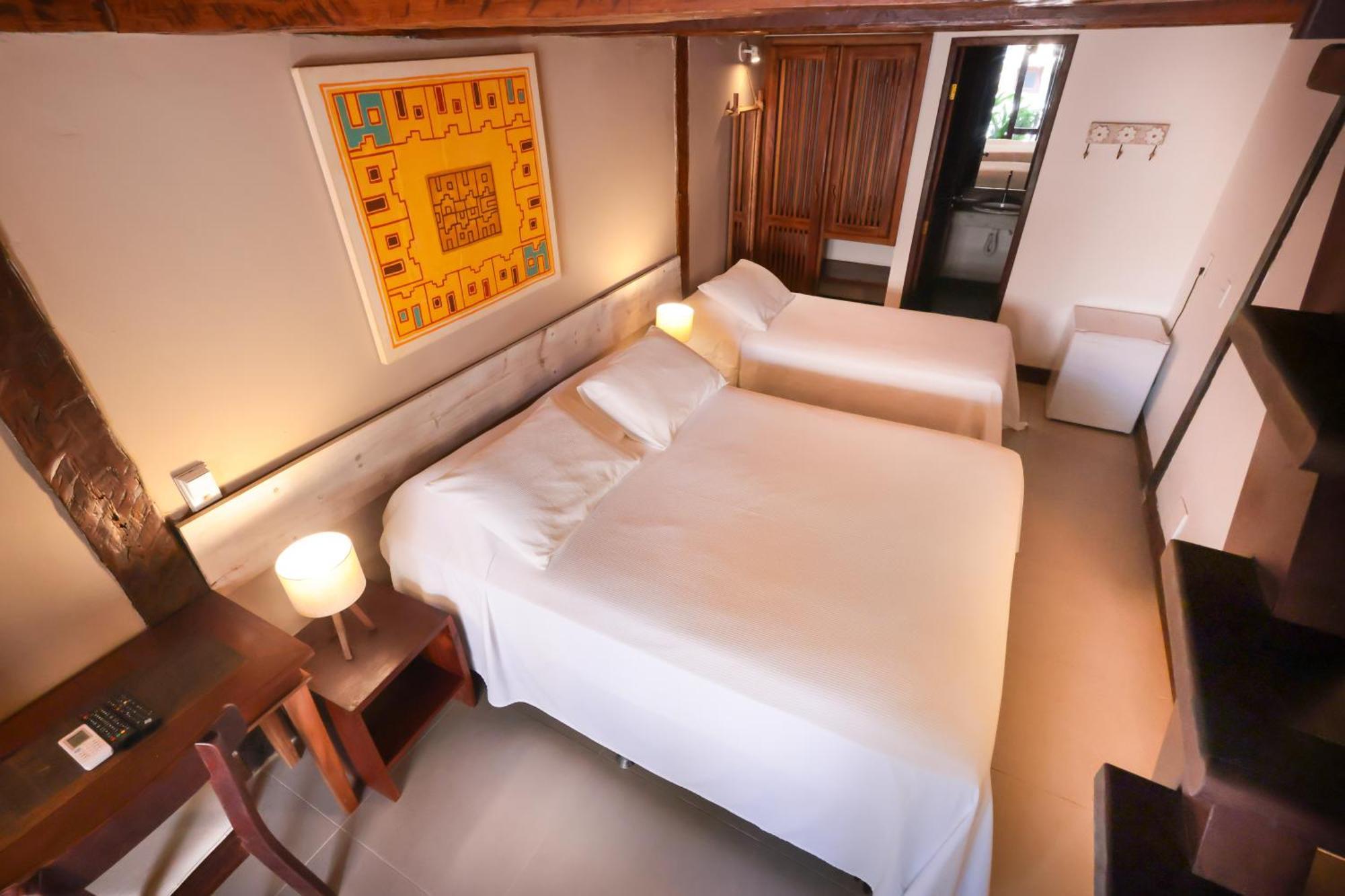 Quintuple Room